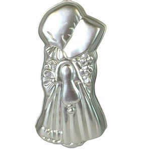 Vintage Holly Hobbie Doll Cake Mold 1975 American Greetings Cake Pan 502-194